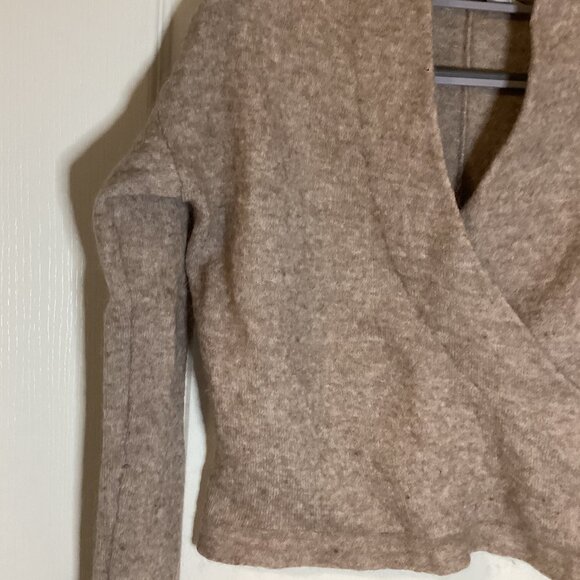 Simons Contemporaine Women's Alpaca Wool Crossover Cropped Sweater Size P/S Soft - Picture 2 of 6